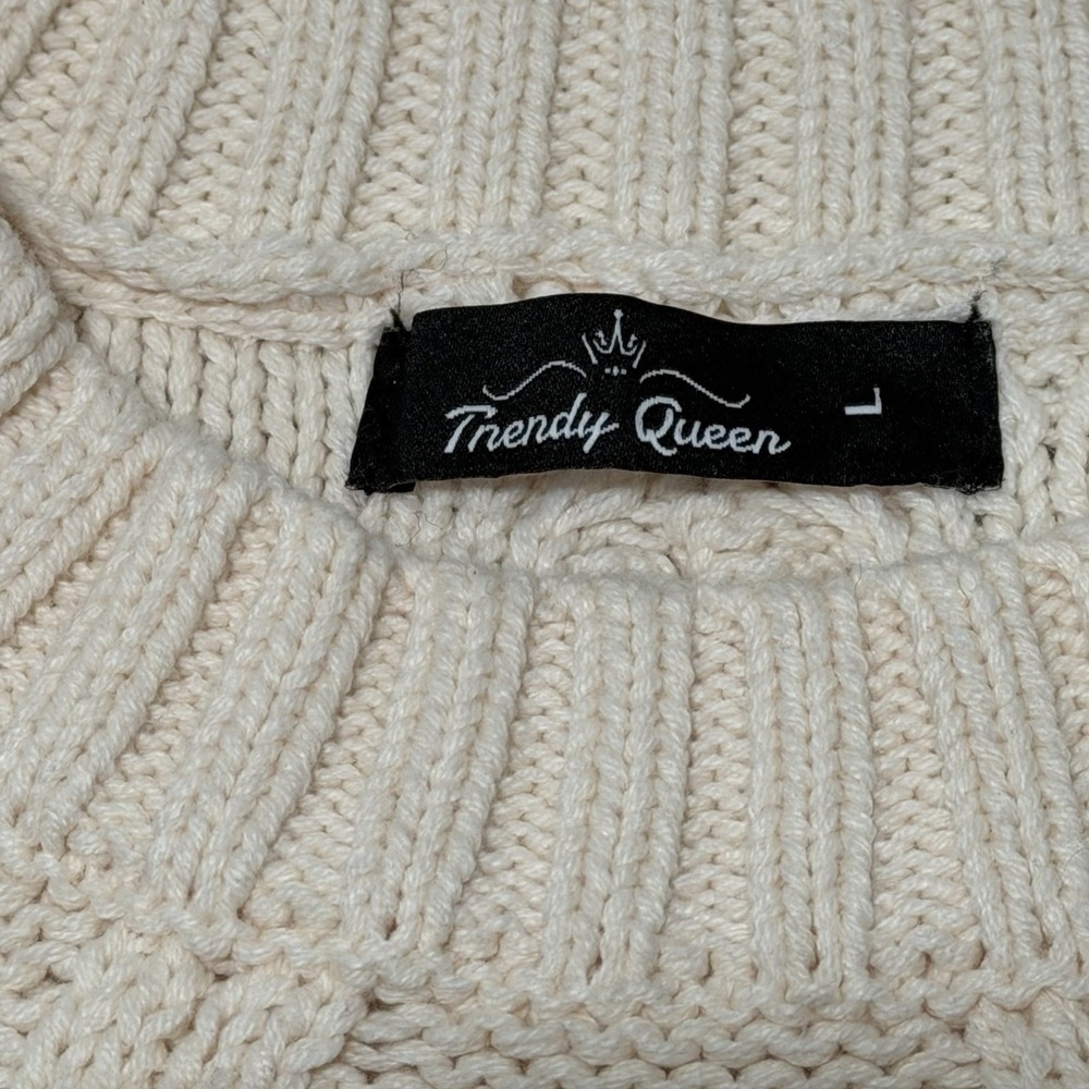 Trendy Queen Pullover Chunky Cableknit Cabincore Sweater Cream Stretch Cozy Sz L - Picture 2 of 11